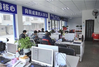 义乌恒捷货运代理 一站式中介代理服务的卓越之选